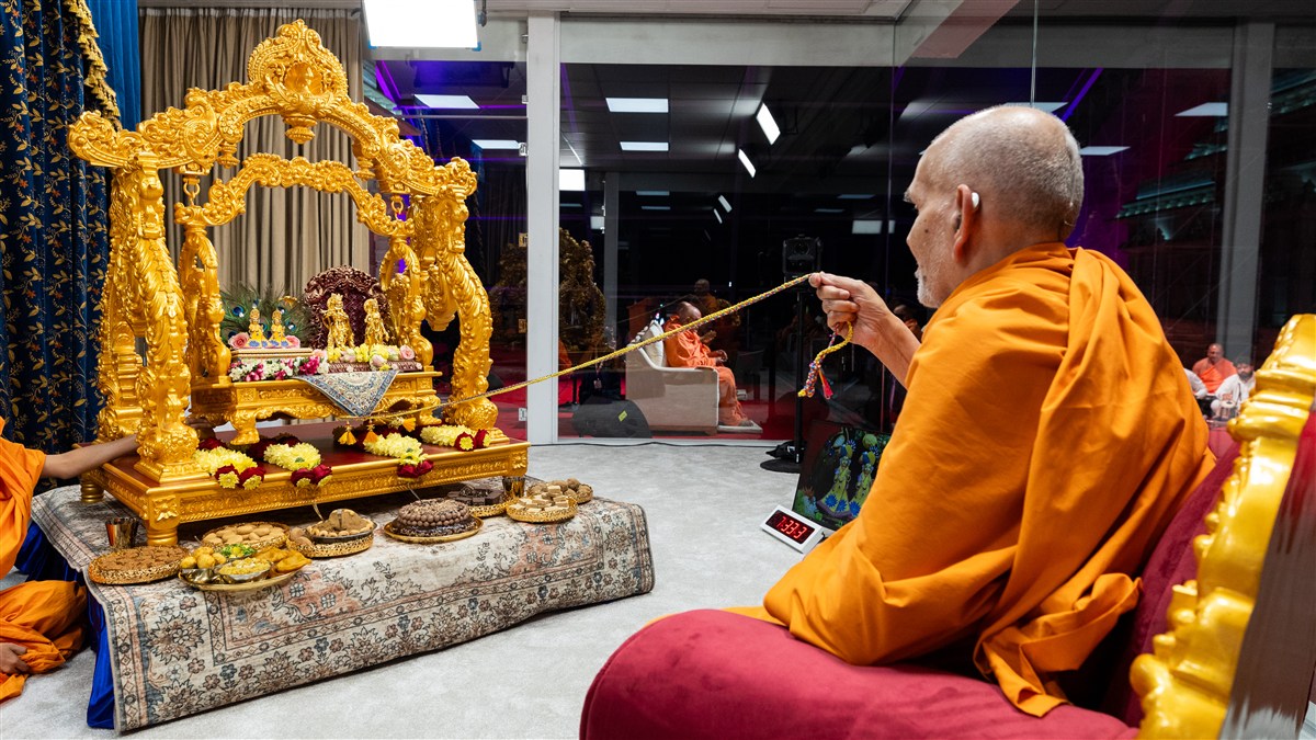 BAPS's tweet photo. HH Mahant Swami Maharaj's Vicharan: 04 September 2026, Paris, France https://t.co/e5g7ag0oQA https://t.co/zOlydl1FPM
