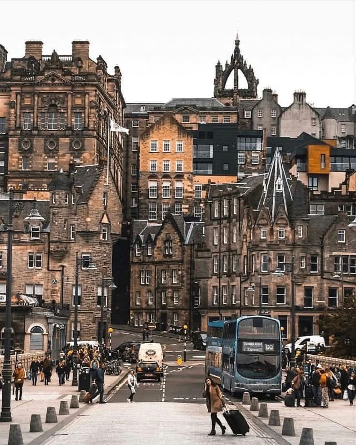 Alina_bloom79's tweet photo. Edinburg, Scotland 🏴󠁧󠁢󠁳󠁣󠁴󠁿 https://t.co/WTISorPR0s