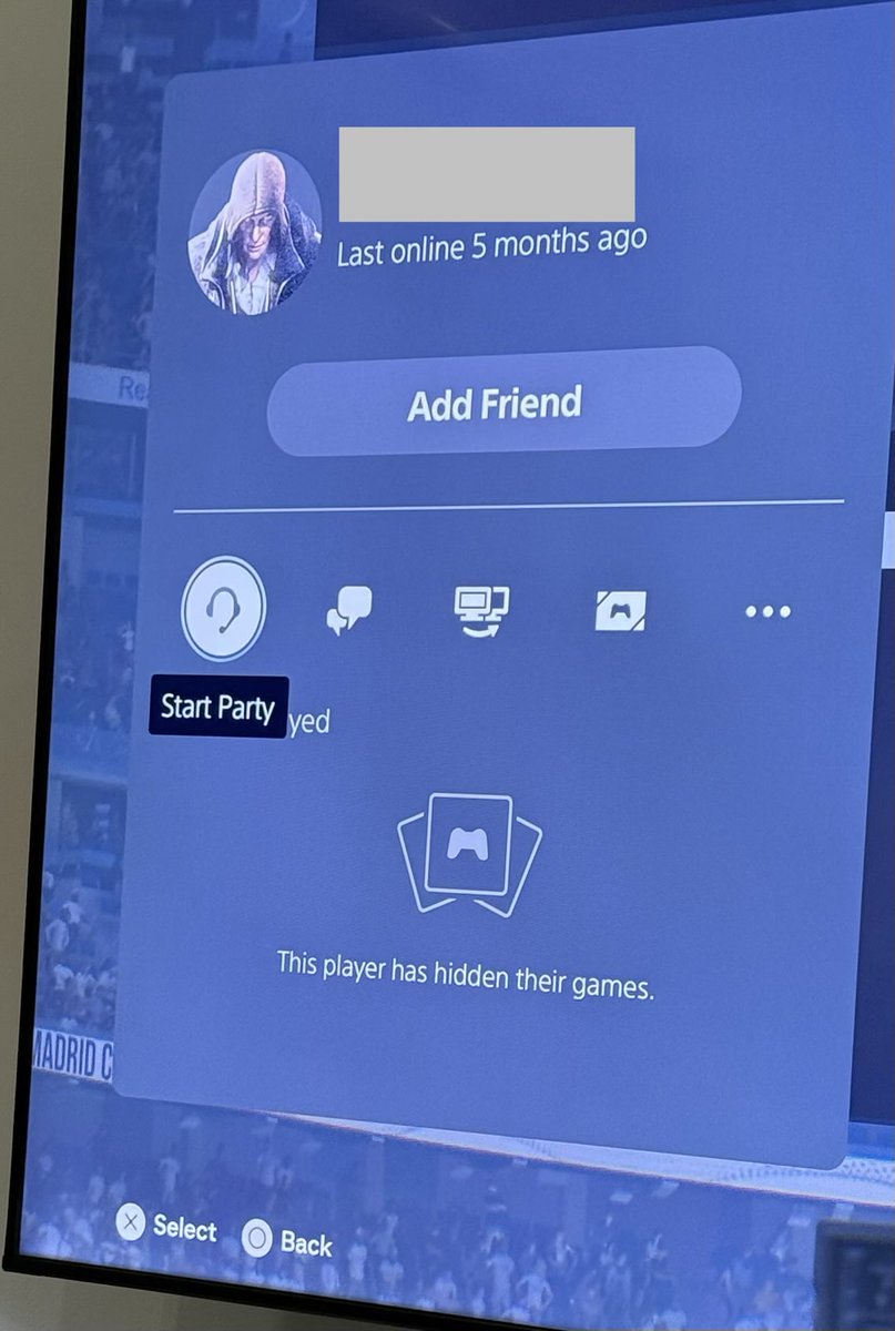 shonco2's tweet photo. @EASPORTSFC  help me out here. so I am online playing fc26 , and I can’t seem to get something clear. I am playing with a player who’s profile say he was last online 5 months ago. Or am i getting it wrong ? Here’s the details in picture . How is this possible? https://t.co/hX54bclCJk