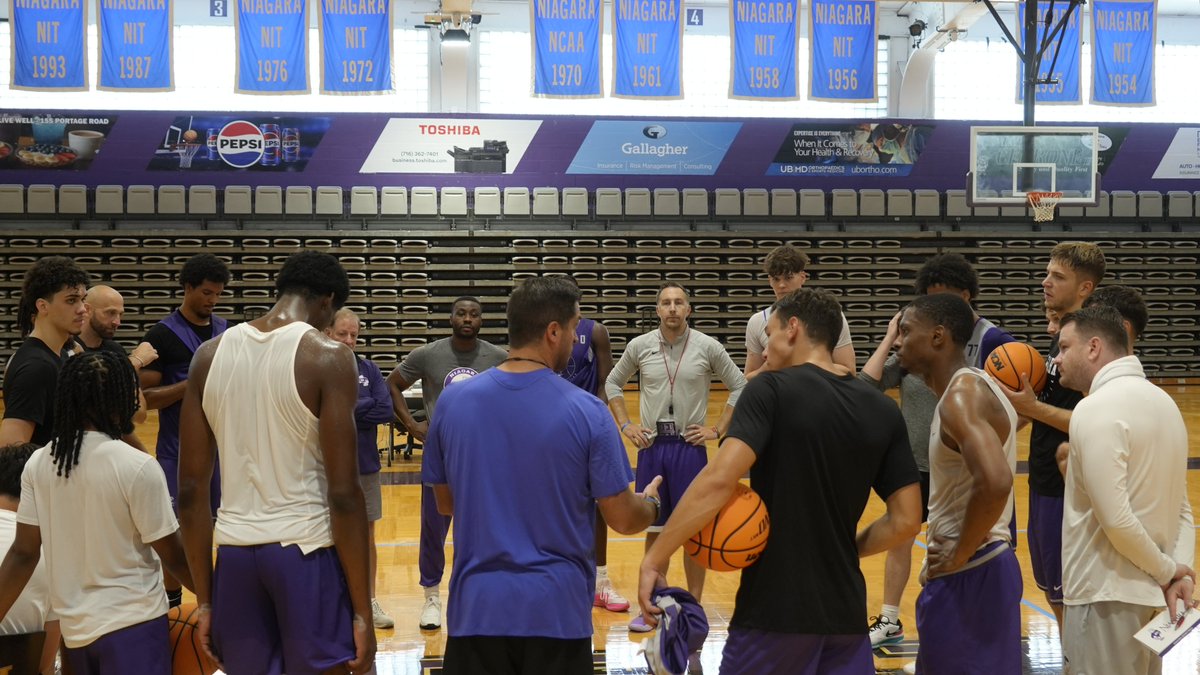 NiagaraMBB's tweet photo. Back to work 🟣🦅🏀 https://t.co/Ghab6q1XGo