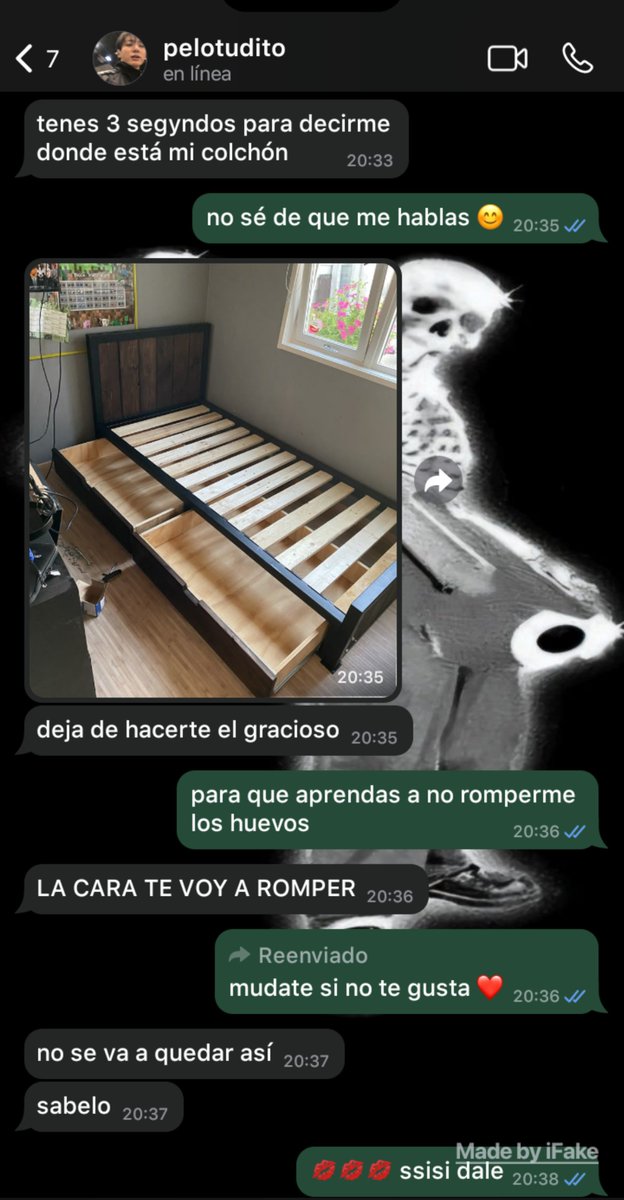 anasheeeee67's tweet photo. #kookvau ~ roommates

taehyung y jungkook se odian tanto que convirtieron su convivencia en una guerra de bromas pesadas. tienen tres meses para que uno se vaya y conseguir otro roomate, antes de que se les acabe el contrato del alquiler... o la paciencia. https://t.co/RyFYF5PXv4