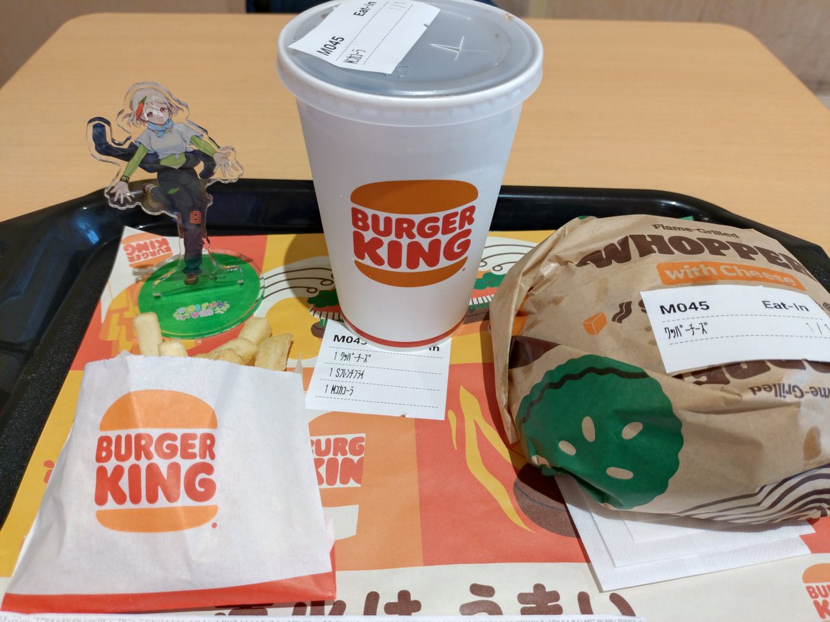 rive_cinnamon47's tweet photo. すみません
#芭蕉えみ 🍔👑 #とちぎけんV25 
#バーガーキング 🍔👑 https://t.co/eG7q12NFns