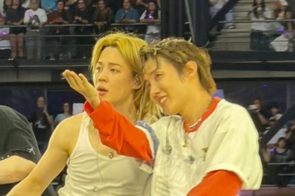 trulyjmin's tweet photo. sobbing https://t.co/CjTCKtv7V0