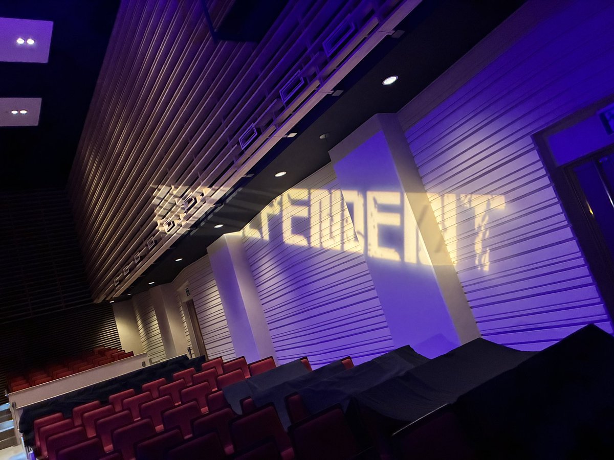 tangetan's tweet photo. 最強の一人芝居フェス「INDEPENDENT:5SS / JAPAN TOUR」名古屋公演 #in5ss

【g】丹下真寿美×末満健一
「#屋久島の女」

ひと足先に千秋楽でした。
ありがとうございました。

名古屋公演最終ブロックは15:30より開幕です。 https://t.co/TVWXEwB4Vz