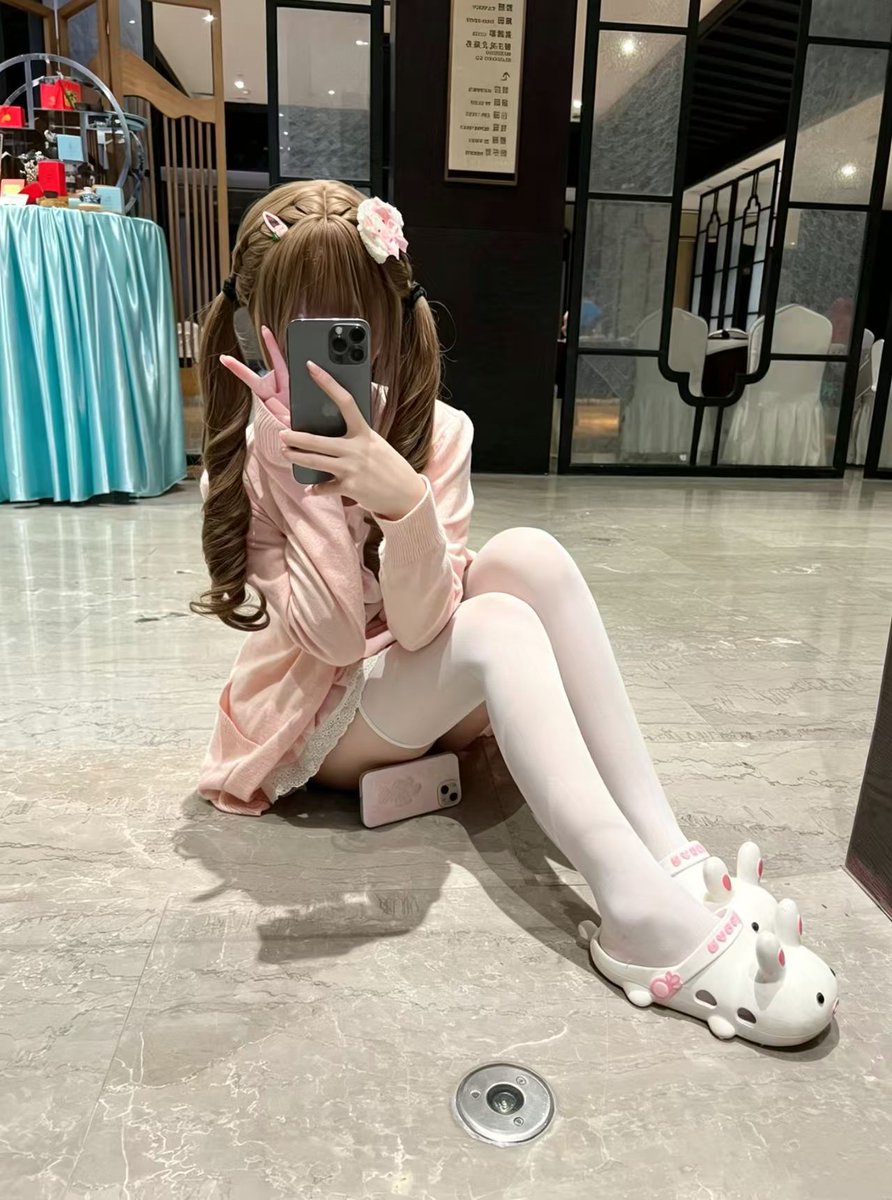 SkuraAlex's tweet photo. 有没有济南的男人周末想找个床搭子的，就济南范围内的吧，离得近点   #济南  #济南个人 https://t.co/ySdHpfQiXm