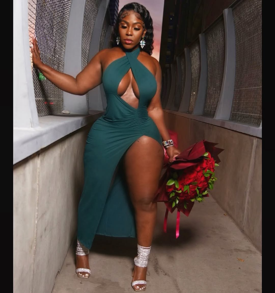 ebonythebless's tweet photo. Birthday Blessings 🙏🏾🎂 https://t.co/BnTtNkDgi0