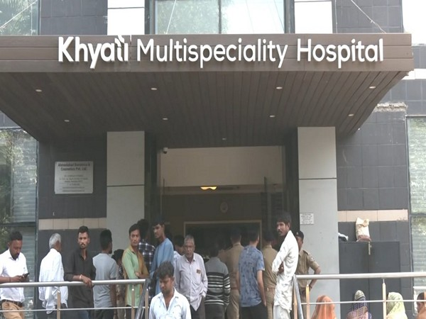 YTKDIndia's tweet photo. Patients went to a medical camp for a free health checkup. Some never came back home.
Here is what happened at Khyati Hospital in Ahmedabad.
A thread.🧵 https://t.co/ntBiN7XPPB