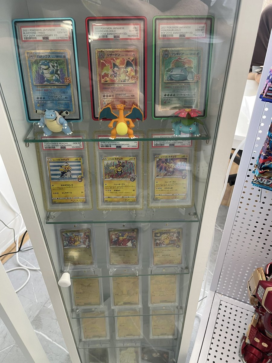 LIFEQU3ST's tweet photo. I stopped by a TCG shop to buy some oripa packs! https://t.co/FqRfrXYcvY