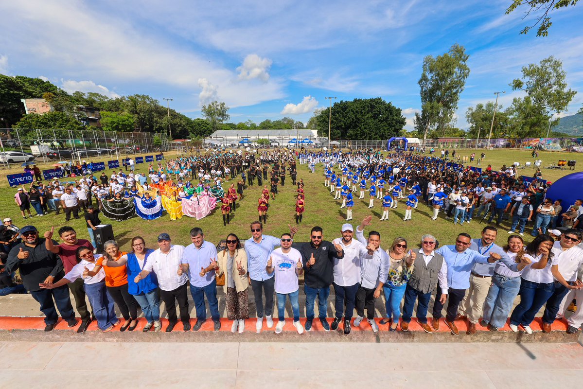 sliptone's tweet photo. El #IndependenceFest de hoy estuvo 🔝🇸🇻.
¡Gracias a todos por ser parte! 😎 https://t.co/KCghEcIWfG