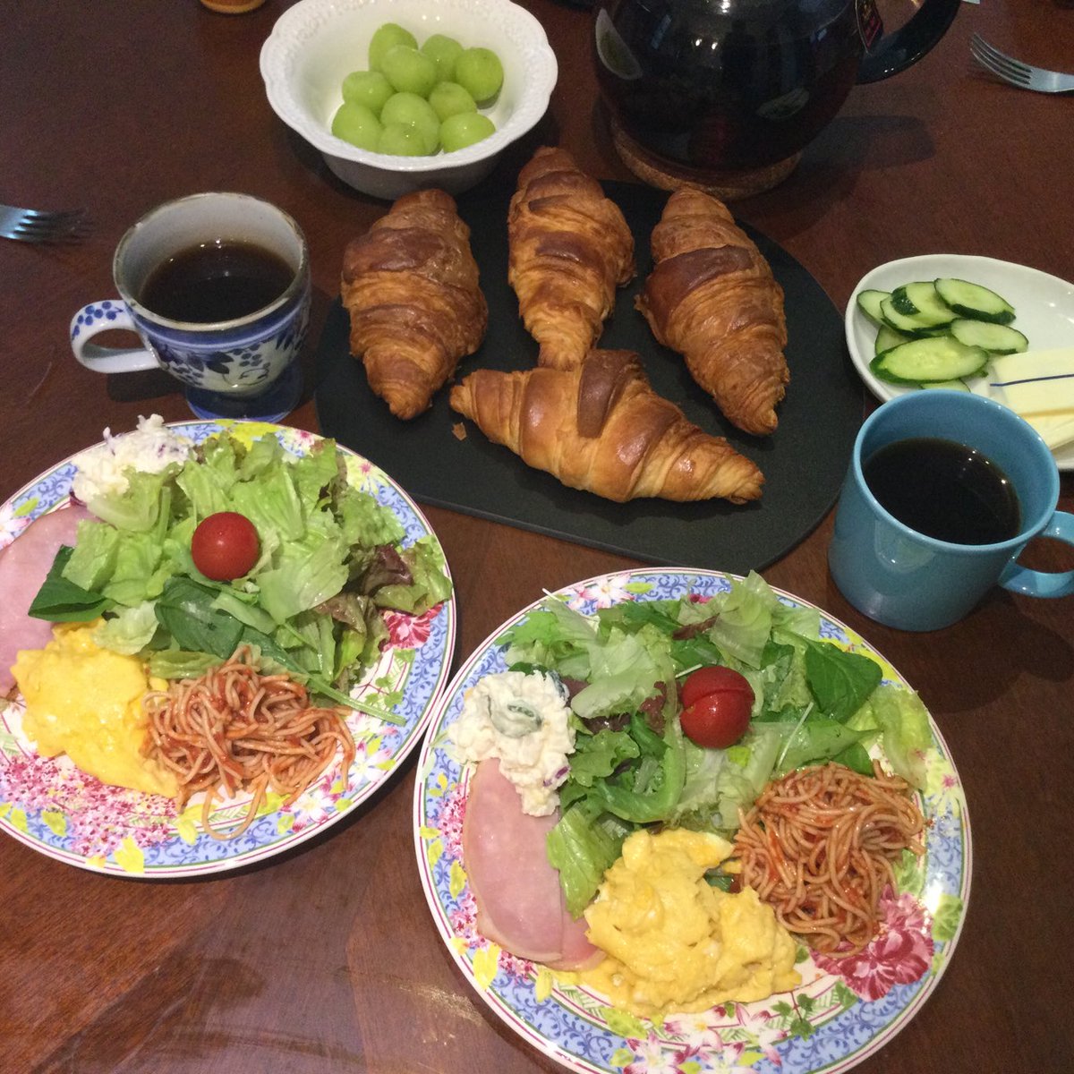 ritaguchi's tweet photo. 一期一膳の続きです。
長女がパン（セーグルフリュイ）を焼いてくれました。 https://t.co/p1Bf89UubT