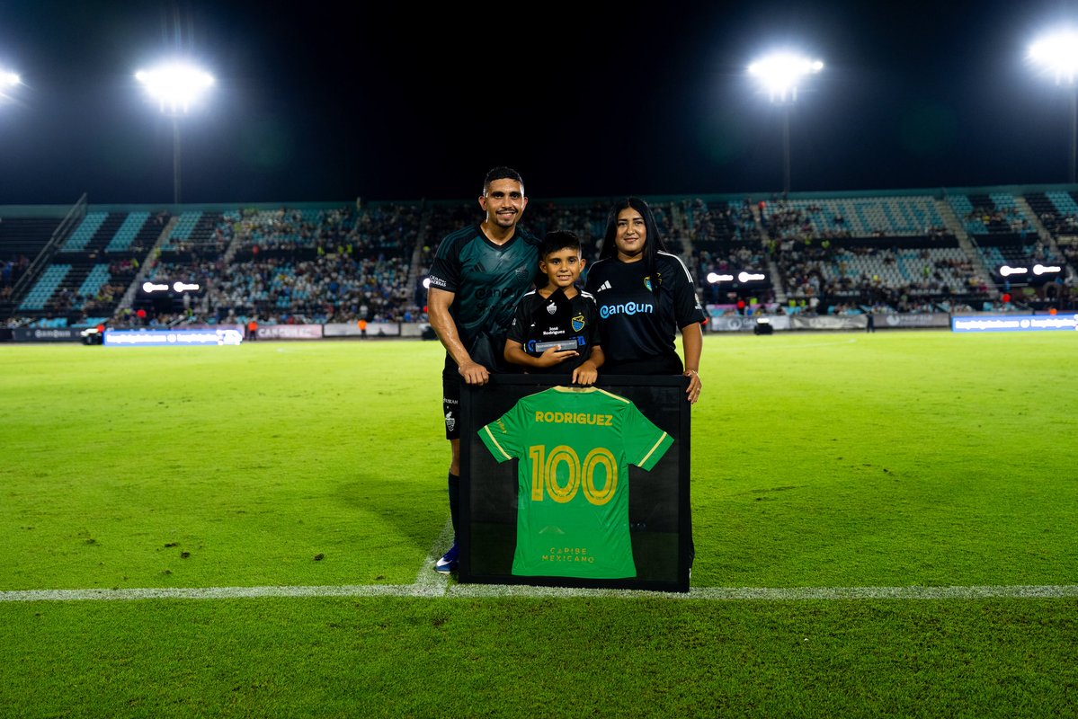 cancun_fc's tweet photo. 🇨🇴Honor a quien honor merece.🦎 https://t.co/3ZKsbFP1eA