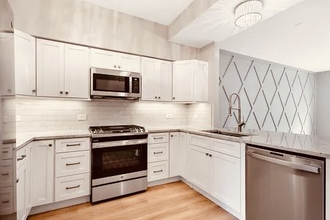 SaltyBastardChi's tweet photo. This Kitchen was part of a whole house renovation we did. Made it into a magazine in the area… https://t.co/7latklpbnb