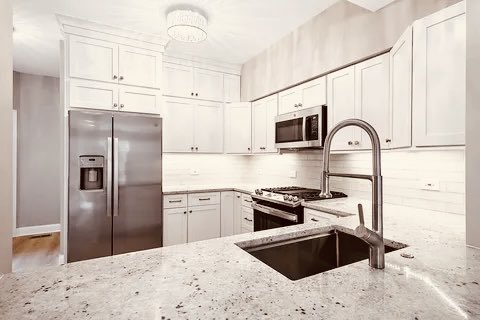 SaltyBastardChi's tweet photo. This Kitchen was part of a whole house renovation we did. Made it into a magazine in the area… https://t.co/7latklpbnb