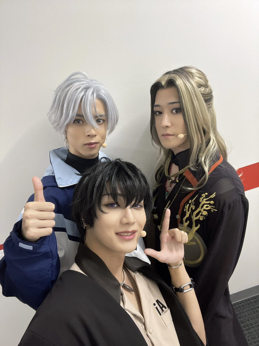 KKodai24's tweet photo. Omotenashi Stage『18TRIP』
-R1ze＆Ev3ns-

本日の公演も最高のおもてなしを！

新しい弟が撮ってくれた。ありがとう👍🏻

#おもステ https://t.co/kAKUWGOzb8