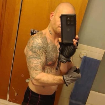 TristanShep's tweet photo. #NewProfilePic https://t.co/HEdneSwd9D