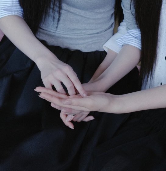 uusioa_'s tweet photo. 경~~~~~찰관님~~~~~~~~ https://t.co/NdlLMUhwNv