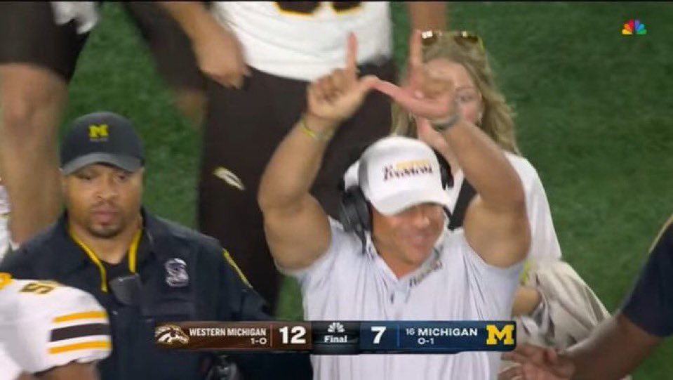 stoolgambling's tweet photo. How do you explain to someone that Michigan won this game https://t.co/RBYjJcIIVY