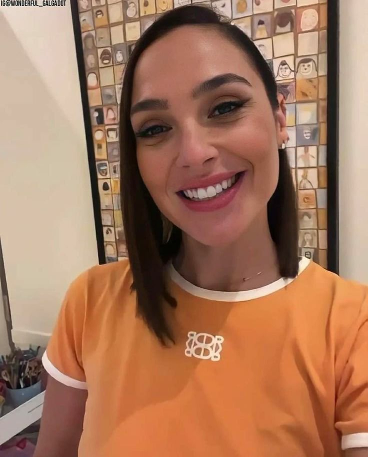 httsgadot's tweet photo. confidence looks good on me https://t.co/XrmGNe7O0q