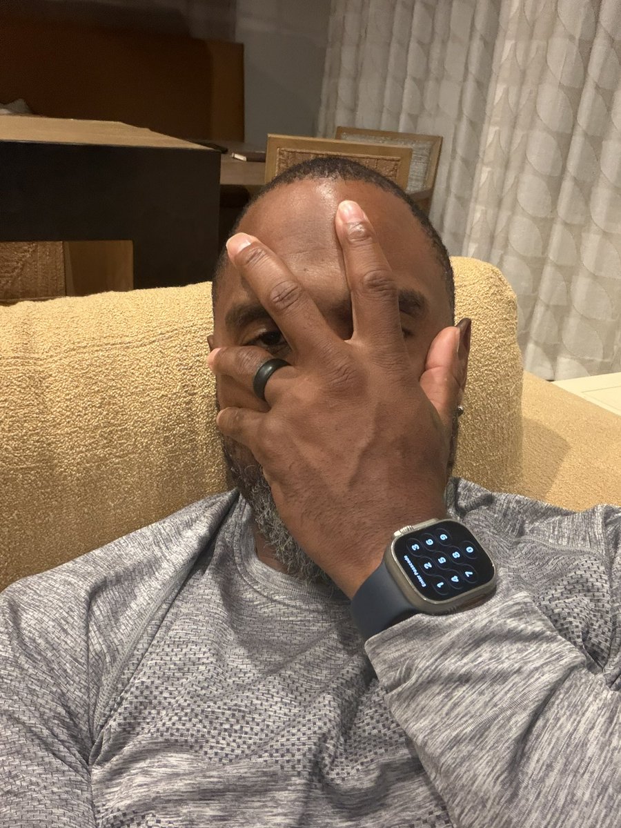 CharlesWoodson's tweet photo. #goblue

Please drink responsibly 😳
#buildyourlegend https://t.co/aJBXbvjK09