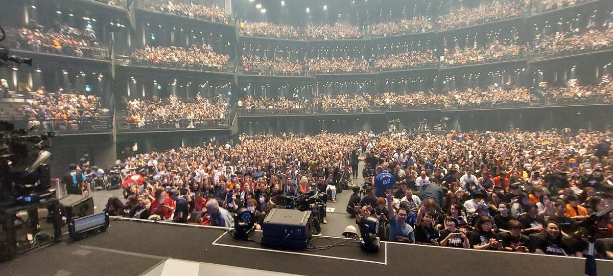 hanzborn's tweet photo. 聖飢魔II 大黒ミサツアー SEASON Ⅱ
16本目 9/5 東京ガーデンシアター
参拝ありがとうござい魔した!
ゼウスの妨害と 想像を遥かに越えるブッ飛ぶ告知があった大黒ミサでした!
サポートメンバーも大活躍
次の グランキューブ大阪
首洗いながら準備しておいてください魔せ!#エース清水長官 #日本武道館 https://t.co/m5tQwOmtvW