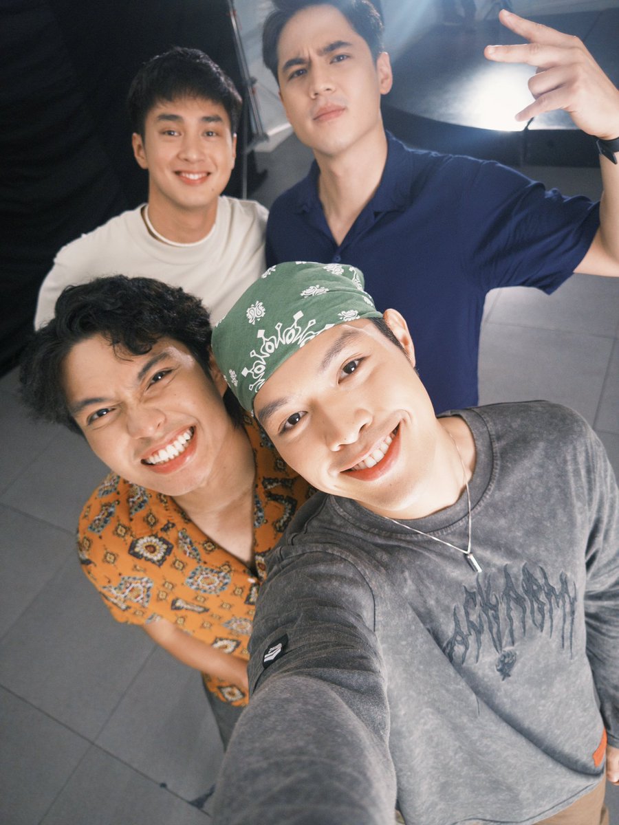 itsraphstar's tweet photo. wdym ang first movie projects ni gian as an actor ay with these actors ?!?! 🥹 i just know that you’ll do so well with your acting career @gianbernardino_ 🥹🤍 so happy for you !! https://t.co/G9WppAgpAI