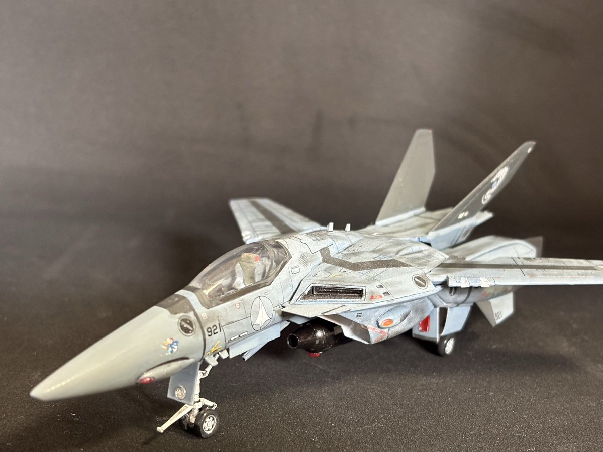 VfHangar's tweet photo. 妄想シリーズ
マクロス13所属「ガーディアンズ」#921

新統合軍でも極少��の上層部しか知らない存在であるマクロス13の直属部隊

部隊マークの龍が守るのは地球なのか新統合軍なのか

#マクロスモデラーズ #マクロス #ハセガワ https://t.co/ezGxxj1sWR