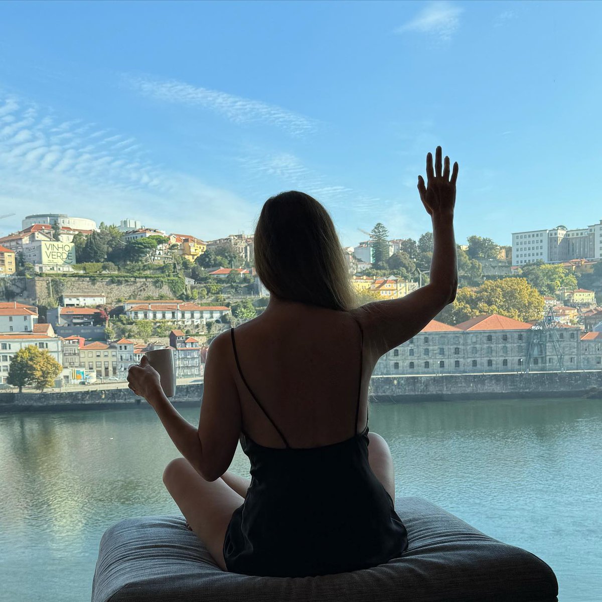 ChadwickDosar's tweet photo. Ciao, Oporto. Me voy, pero algún día volveré. Feliz día para todxs. https://t.co/U7QSHUEgrc
