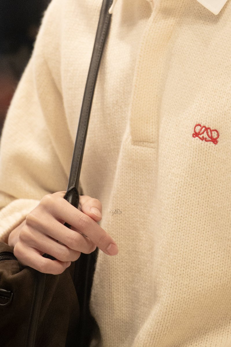 photobyyamed's tweet photo. PHUWIN LOEWE FW26 PARAGON
#LOEWExPhuwin
#phuwintang https://t.co/zbS7imwSKZ