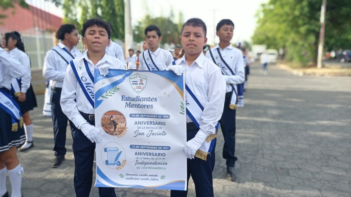 SdeFrenteD42's tweet photo. El Colegio José de la Cruz Mena realizó su Desfile Patrio en Saludo las festividades Patrias.
#Nicaragua https://t.co/k7foKXnOUM