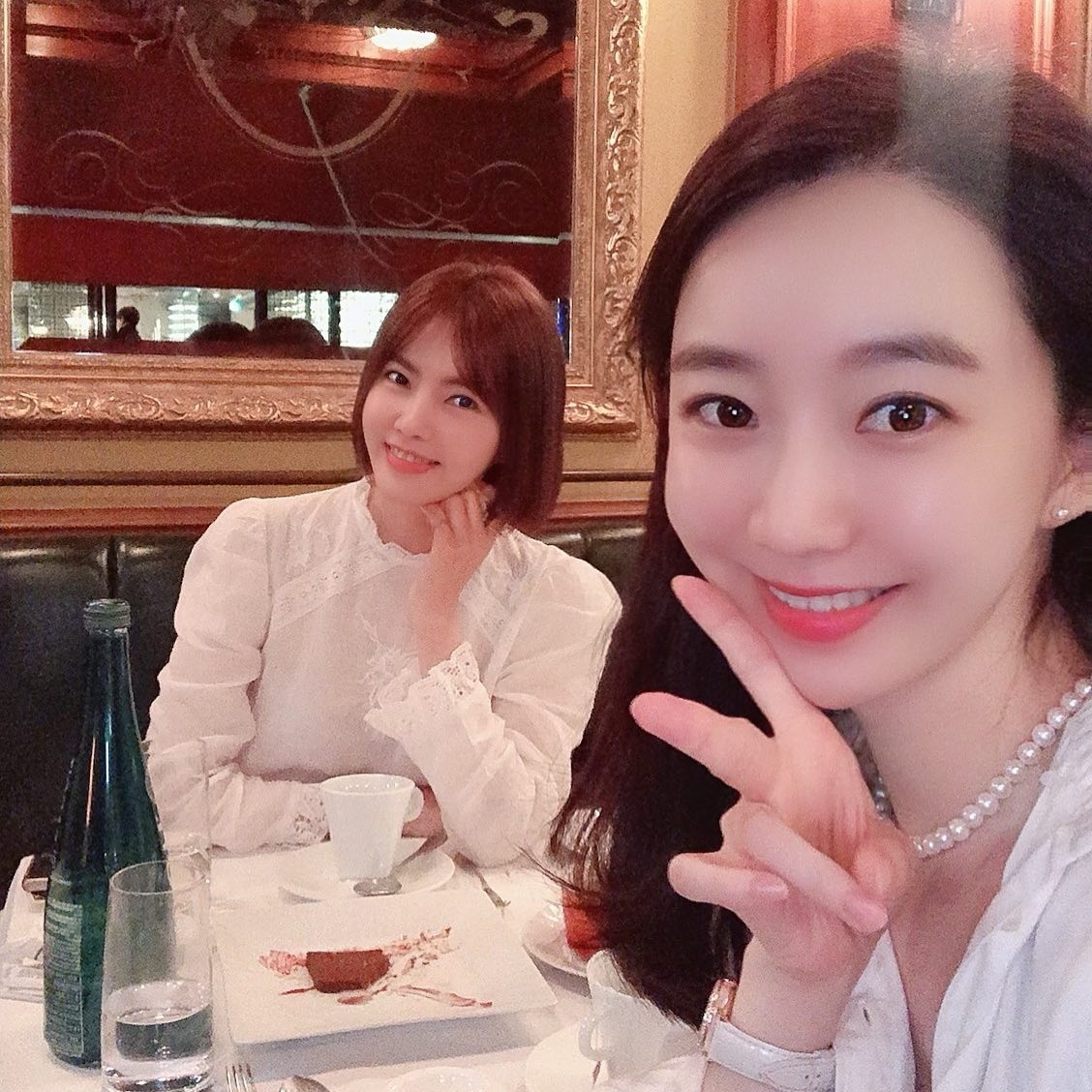 LeHillabusdnhc's tweet photo. 오랜만에 홍가랑 데이트. 요즘 식당 예약은 하늘의 별 따기네. 나 빼고 다 재밌게 사나 봐. https://t.co/VqO7PE5qMu