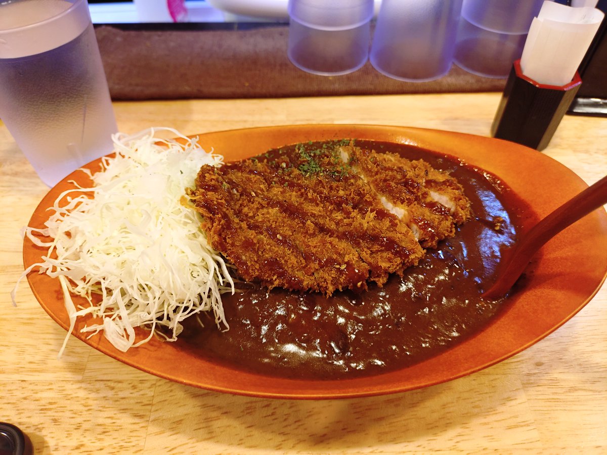 Mahjongkichi924's tweet photo. カレーうまうま https://t.co/UjUnuQ0qpJ