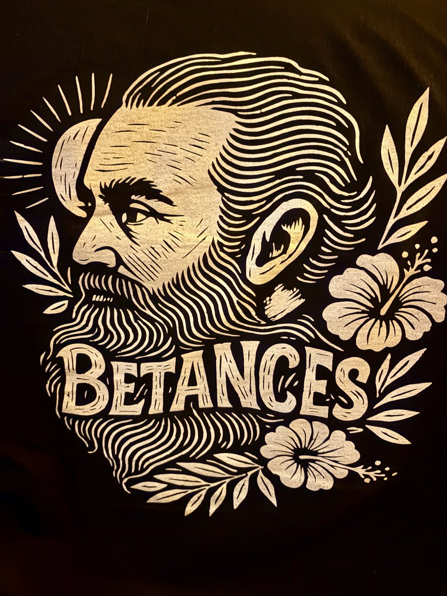 MareaEcologista's tweet photo. El más bello. Así lo imaginamos. Como esta camiseta. Libre. Naturaleza. Islas. Caribe. Mundo. #Betances #CaboRojo #EsenciaNOVa #SigueLaMarea⭐️🌊
🫶🏻⭐️🌊🇵🇷 https://t.co/YXq71Lxj5a