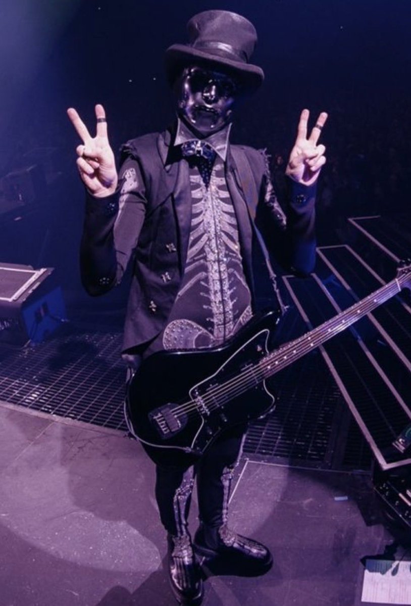 bait_4_vampz's tweet photo. Phantom Ghoul our beloved https://t.co/VeeAdxzZqh