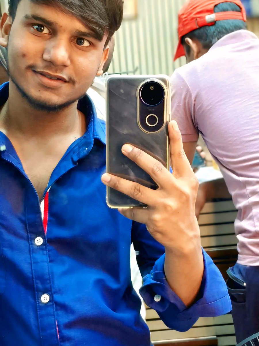 MerveGnay10's tweet photo. Sarkari. https://t.co/WDnMmQtJOs