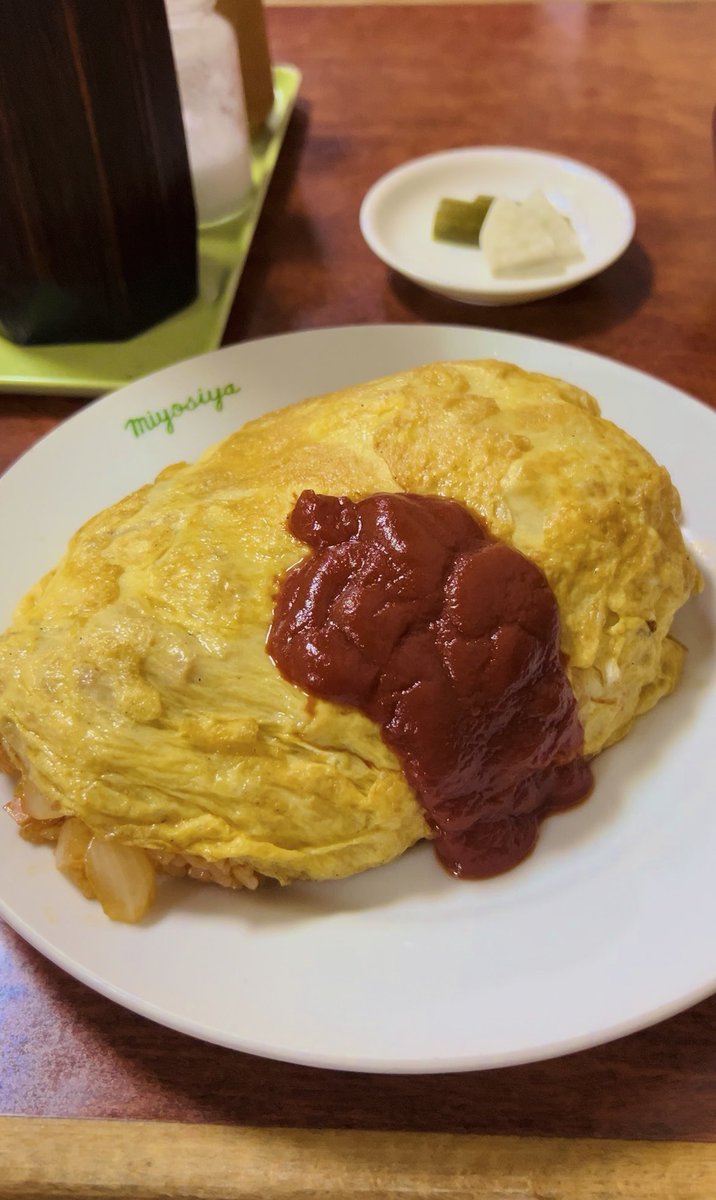 syuger0726's tweet photo. オムライス700円は驚きの安さ
東京スカイツリー目の前の懐かしい食事処 https://t.co/HVIkBIDVEA