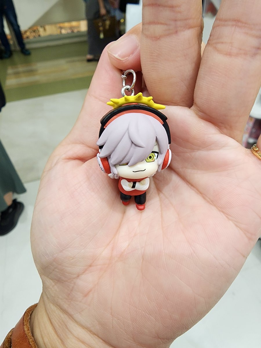 Maimij2's tweet photo. だるさかじゃなく、、

だる×Yさんになった😂 https://t.co/t7zw1v1Vyj