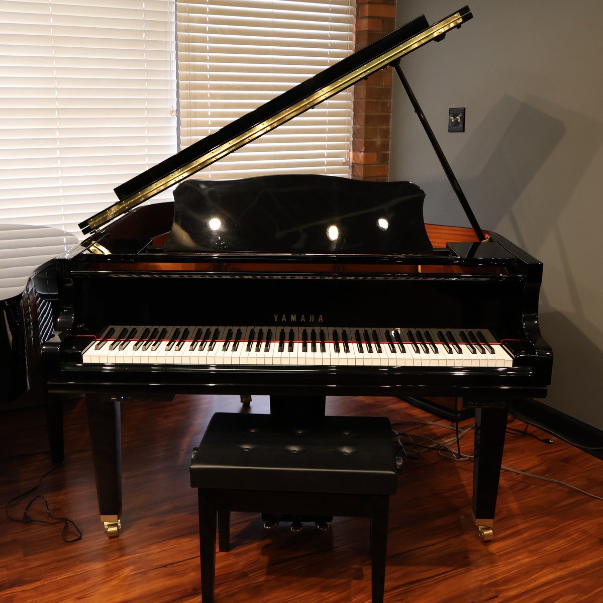 MargaretButix's tweet photo. 2013 Yamaha DGC1 Disklavier ENSPIRE 5'3" Grand Piano. Call for pricing. https://t.co/HMmNzqemGN