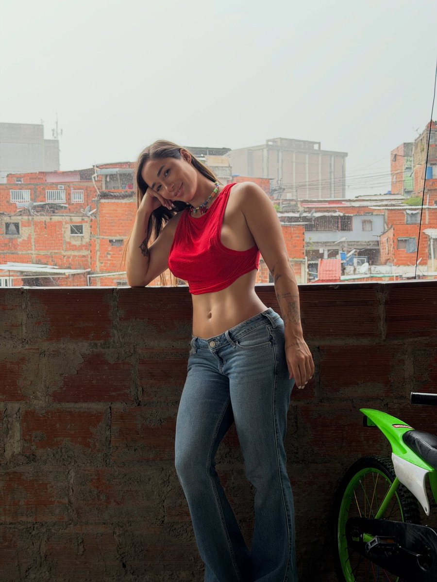 TheLatamGuy's tweet photo. Petare — Caracas, Venezuela | 🇻🇪 https://t.co/9RkGSbCrB7