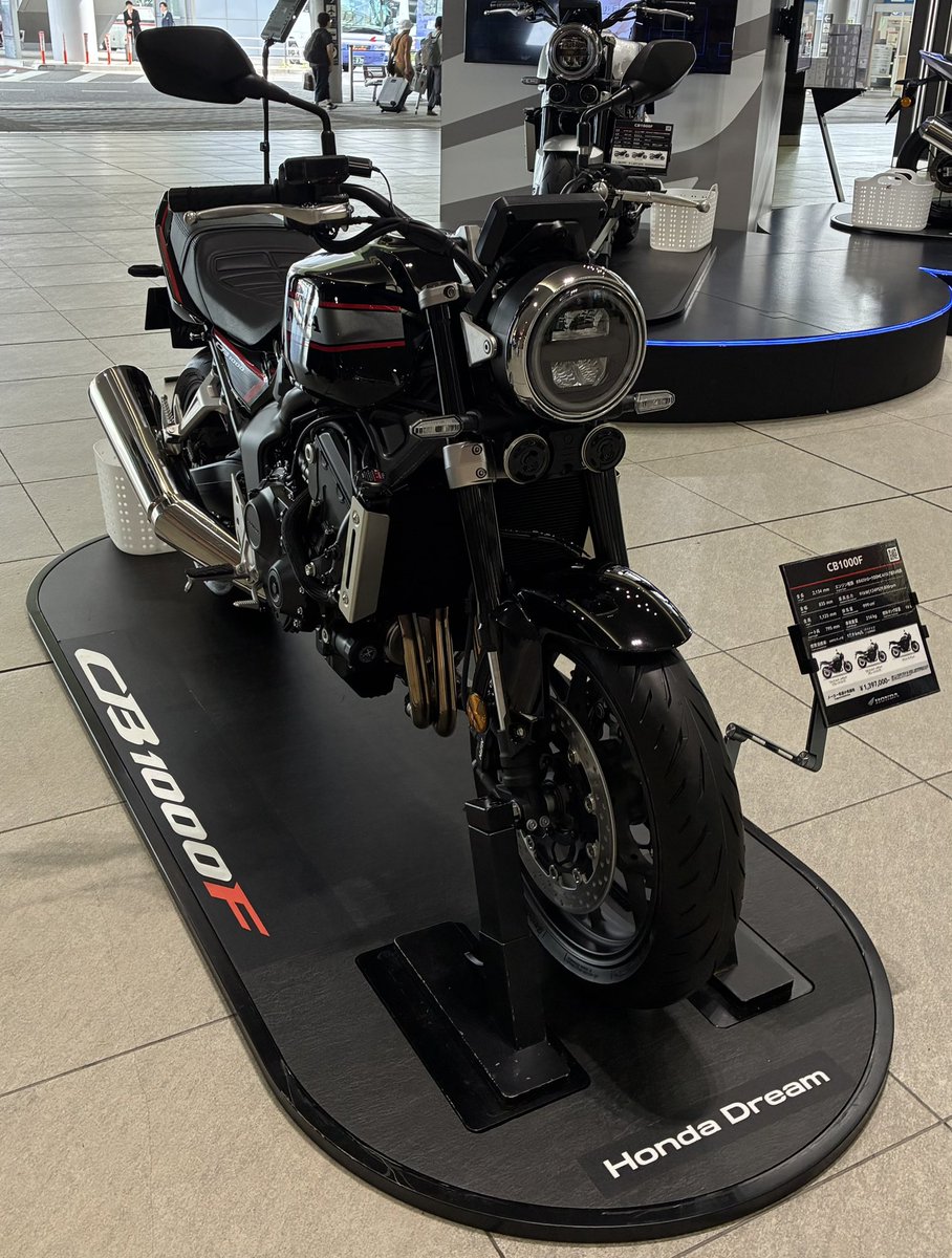 mttmlr's tweet photo. #FINDCB
#FINDCB2026広島
CB1000F
夜の海田大橋を走行してみたい https://t.co/gXMl7N7Ehm