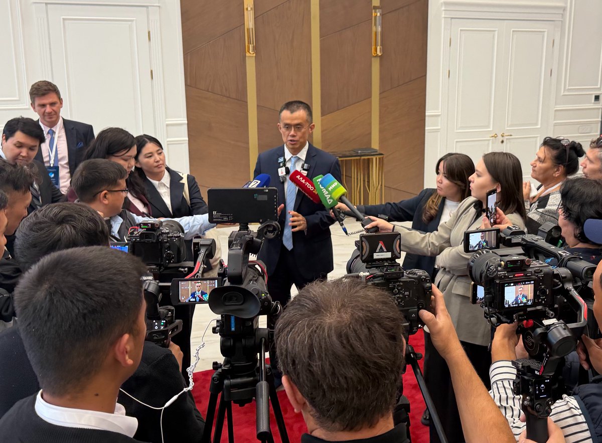 cz_binance's tweet photo. Which question should I answer? https://t.co/k2mUWjvniG