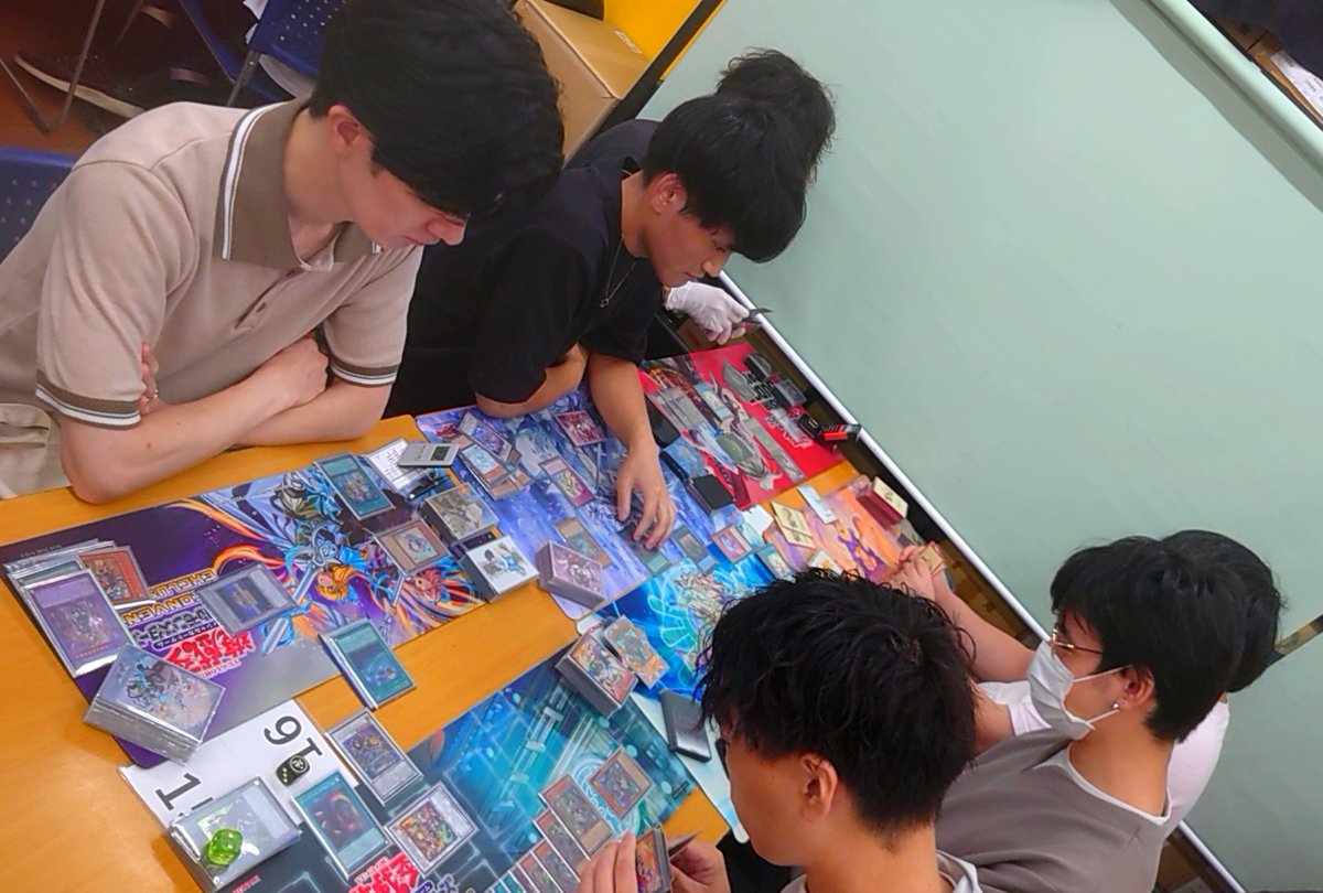 Mogi_cup's tweet photo. 【第24回  #Mogi杯 個人戦 予選デッキ分布】

参加：45名

エルフェンノーツ⋯7
異解△⋯6
獄神⋯4
トゥーン⋯3
キラーチューン⋯2
閃刀姫⋯2
レイズ・ムーン⋯2
光と闇の儀式⋯2
破械⋯2
アダマシア⋯2

その他⋯13

たくさんのご参加ありがとうございます🔥

分布1はツリーへ👇 https://t.co/6k3oFv3TzY