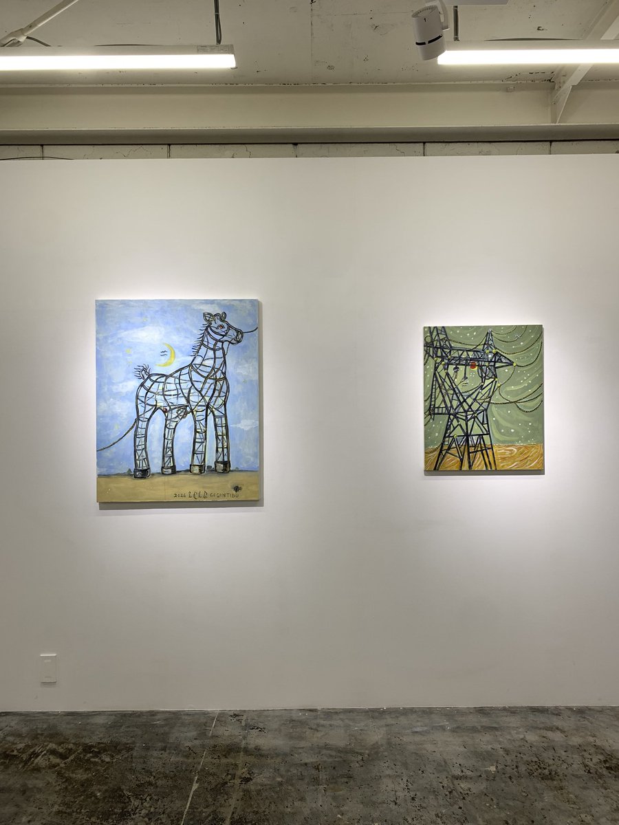 beak585's tweet photo. GEGEN TIBU（ギエン ティブ）個展
「旅の途中」

🔴本日作家在廊中

2026年9月5日（土）―9月26日（土）
12:00―19:00
水・木曜日休廊

BEAK 585 GALLERY
〒530-0047
大阪市北区西天満4-5-25 
北老松ビル2階
TEL：06-6232-8198
MAIL：beak585@nifty.com
https://t.co/3U4AIG4jaL https://t.co/PJRKb96st1