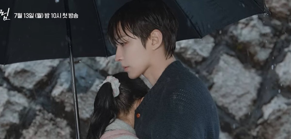 hachiiikun's tweet photo. 毎日雨ばかり☔☔☔☔
#familybychoice
#whyher
#DreamToYou
#HwangInYoup https://t.co/uwUnVyXueX
