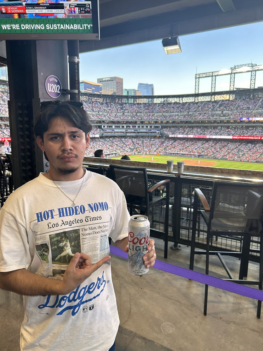 AdamAguilera10's tweet photo. coors ²
#coors https://t.co/3WeBQtMu12