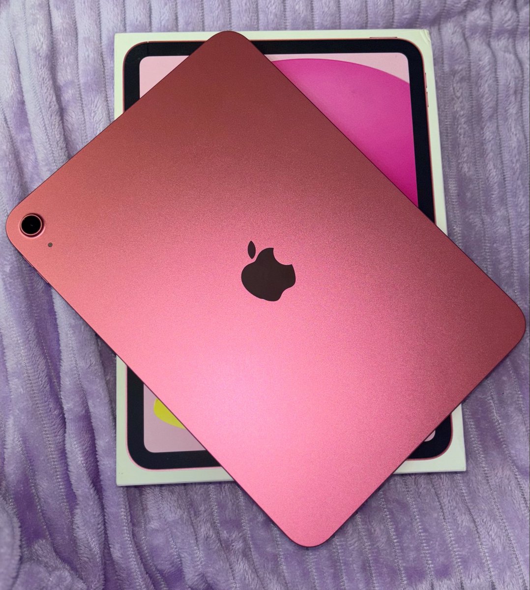 Danieelaaa17's tweet photo. Mi nueva bebé 🩷🎀🫰🏽🌸💖💅🏽 https://t.co/BlFvngYQZD