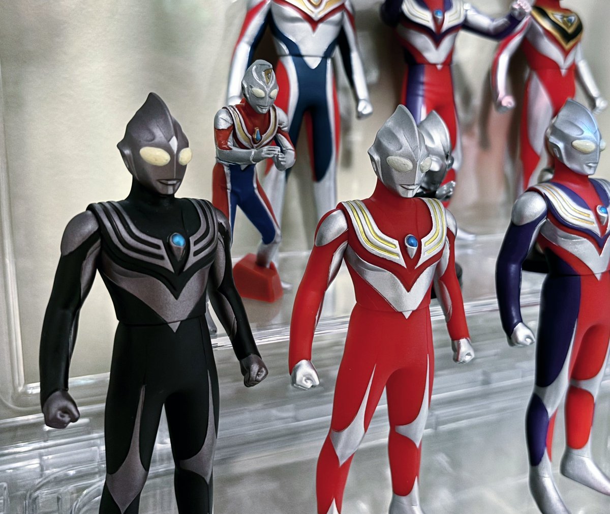 chuhoward114's tweet photo. The Dark Side 🖤
.
#Tiga #ultraman #円谷プロ #bandai https://t.co/mq1j4P9gZt