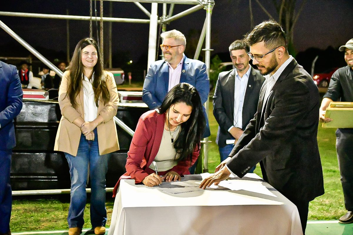 munidesaladas's tweet photo. 🌿✨ Presentes en la Expo Iberá 2026, en Concepción del Yaguareté Corá

Una gran feria que reunió turismo, producción, cultura, emprendedores y comerciantes de la región.

🤝 Gracias por la invitación y por seguir fortaleciendo los vínculos regionales.

#SaladasEstádeModa https://t.co/AmXAQiP8MN