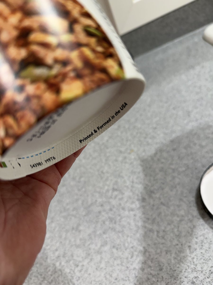 Tinyiceparticle's tweet photo. @poisonedbyDH @DlyHarvest  Bad Mold! Refund?! https://t.co/4CcrDYLTgY