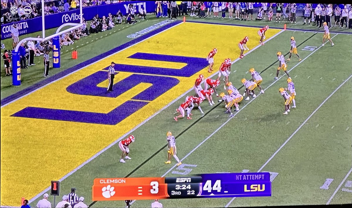 SleeperHQ's tweet photo. We got a nail biter in Baton Rouge https://t.co/qwjg121eke