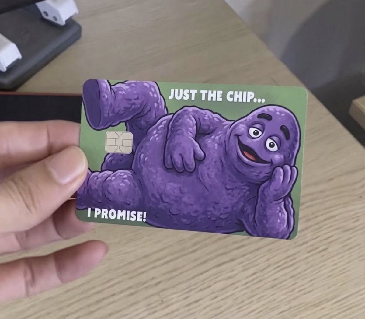 EvilHowlerGrim's tweet photo. New debit card. https://t.co/4HtFMbsei9